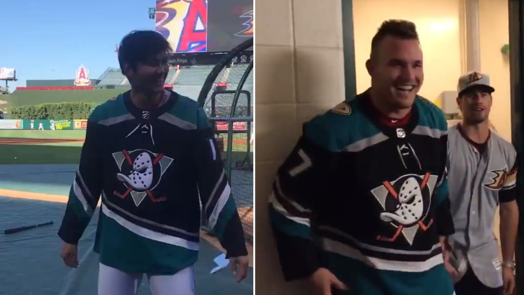 Shohei Ohtani and Mike Trout tried on retro Mighty Ducks jerseys