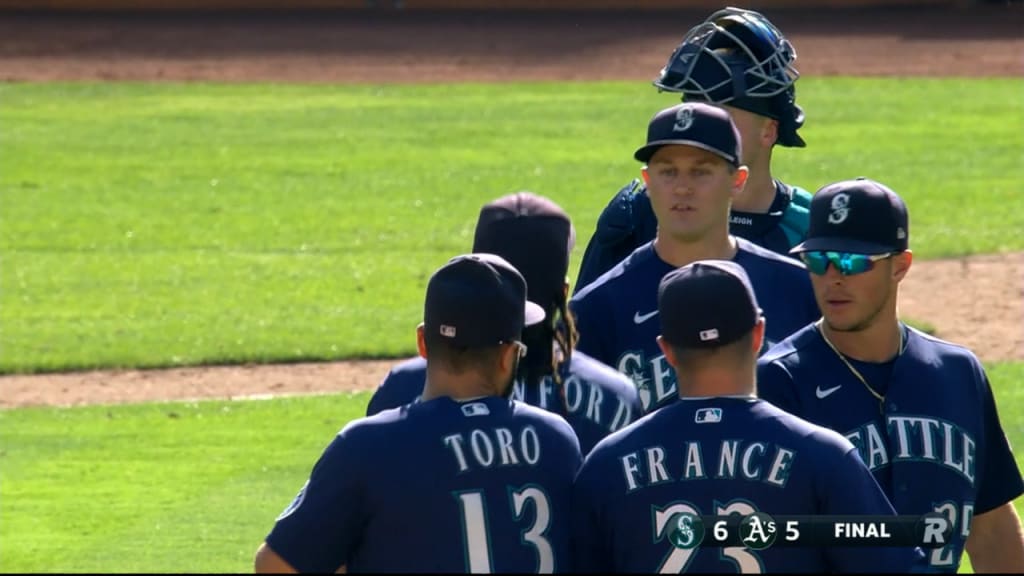 Mariners open key series, stretch run to make playoffs with loss to Rangers, Mariners