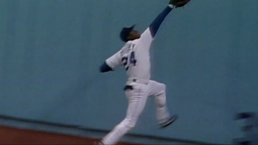 Ken Griffey Jr. stealing an out from his Dad is now a limited-edition  Seattle Mariner