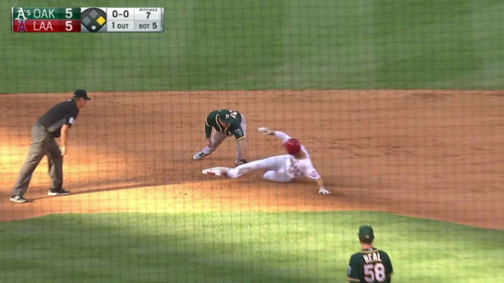 Coco Crisp, Oakland A's stave off elimination with dramatic three-run