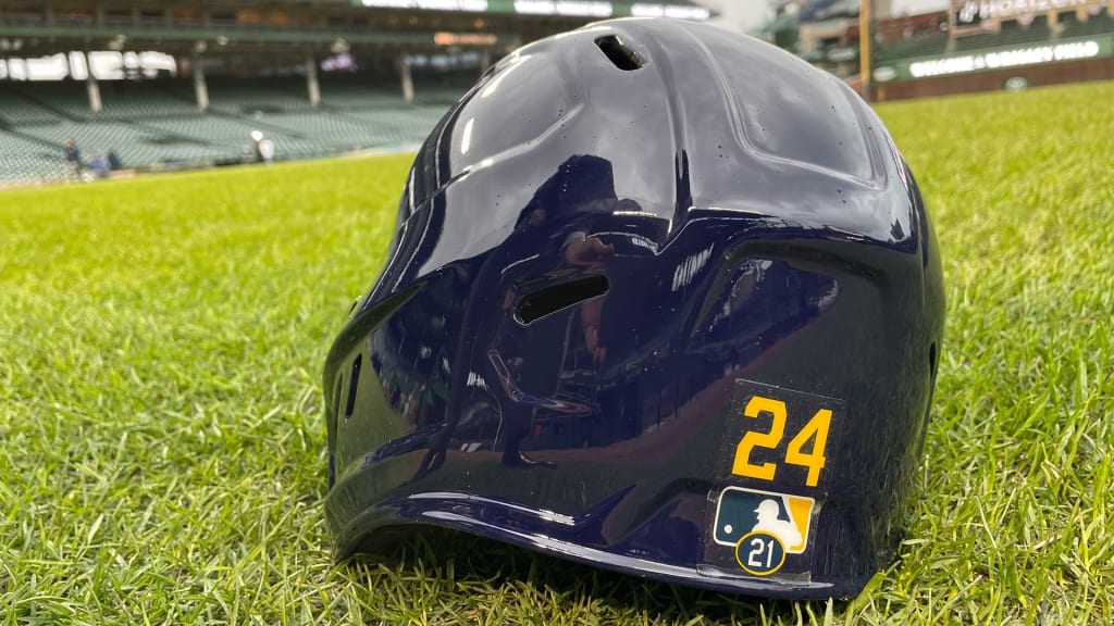 Baseball Celebrates Clemente with “21” Patches; Pirates and Award