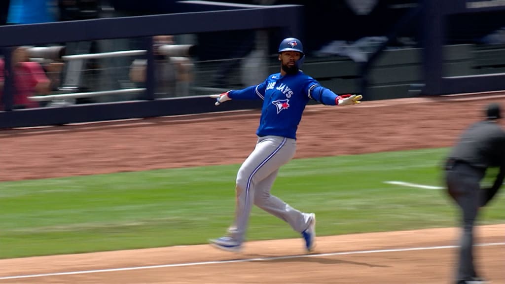 Fuming Vladimir Guerrero Jr SNAPS bat over his knee after being struck out  in Blue Jays loss at Yankees