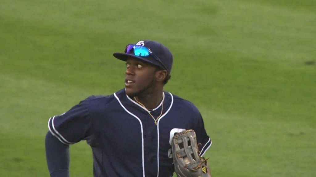 Padres Use Pitching, Defense, Bunts, & Shallow Fly Balls to Beat