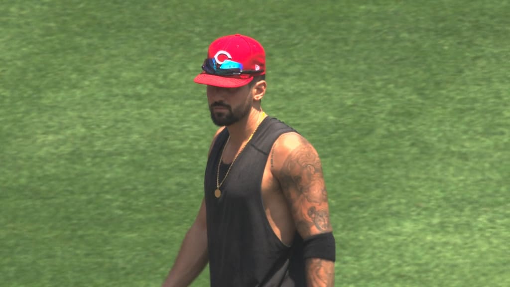 MLB The Show on X: Could you pull off the @Reds sleeveless jersey