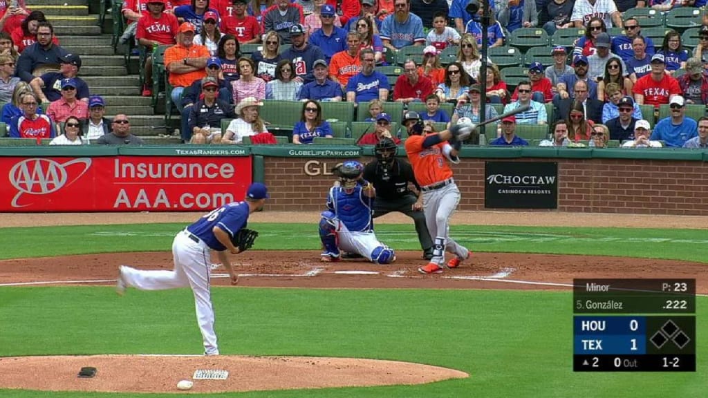 TEX@HOU: Altuve gets ejected after arguing strikeout 