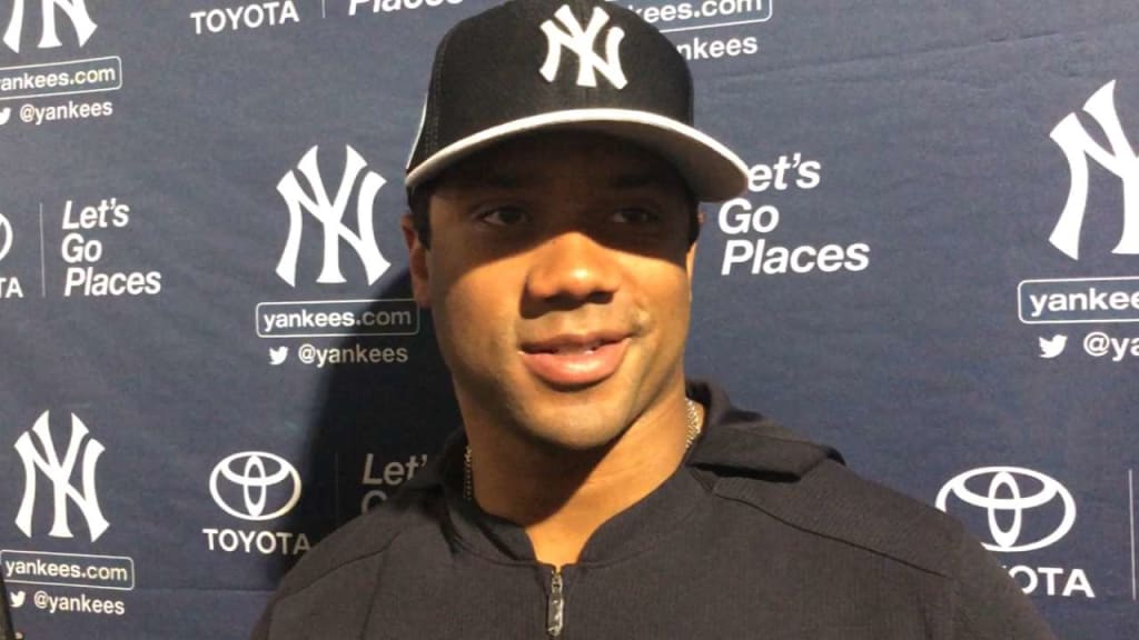 Russell Wilson drafted by MLB's Texas Rangers