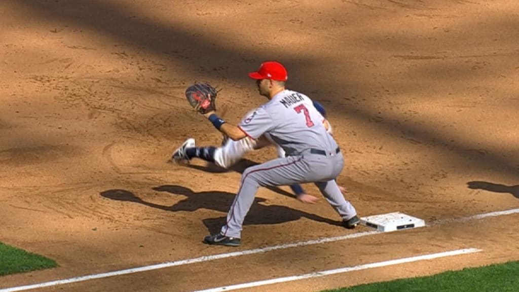 Twins make odd franchise history