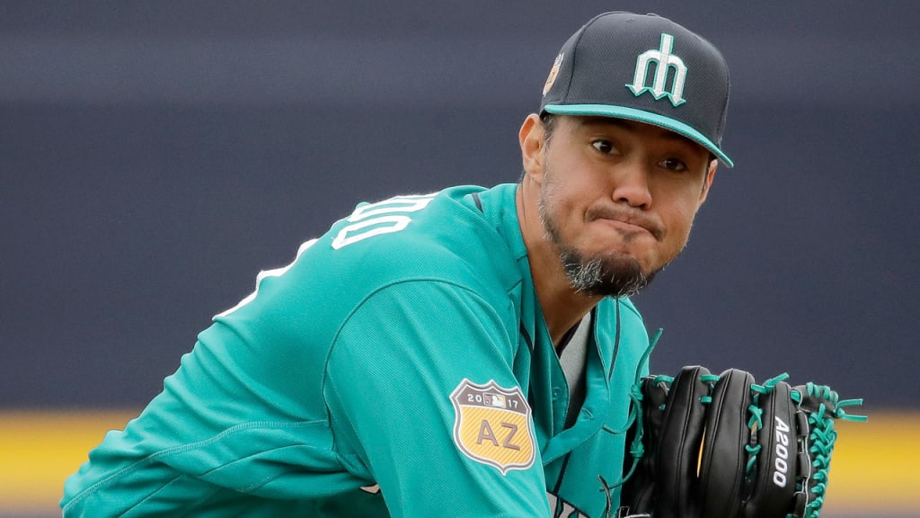 Mariners starter Yovani Gallardo was limited to just one inning of work after running up 35 pitches in the first frame. (AP)