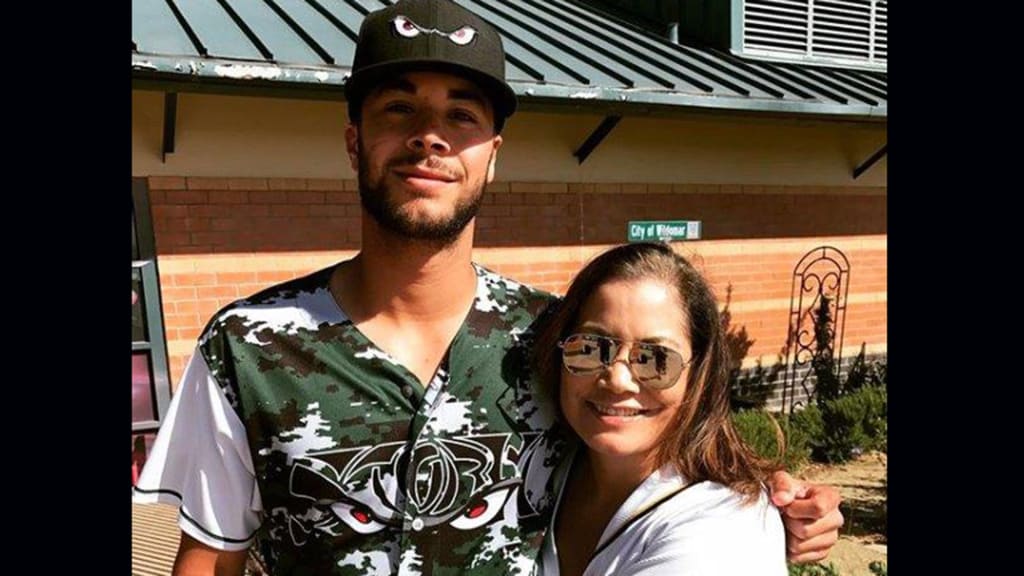 tommy pham mother