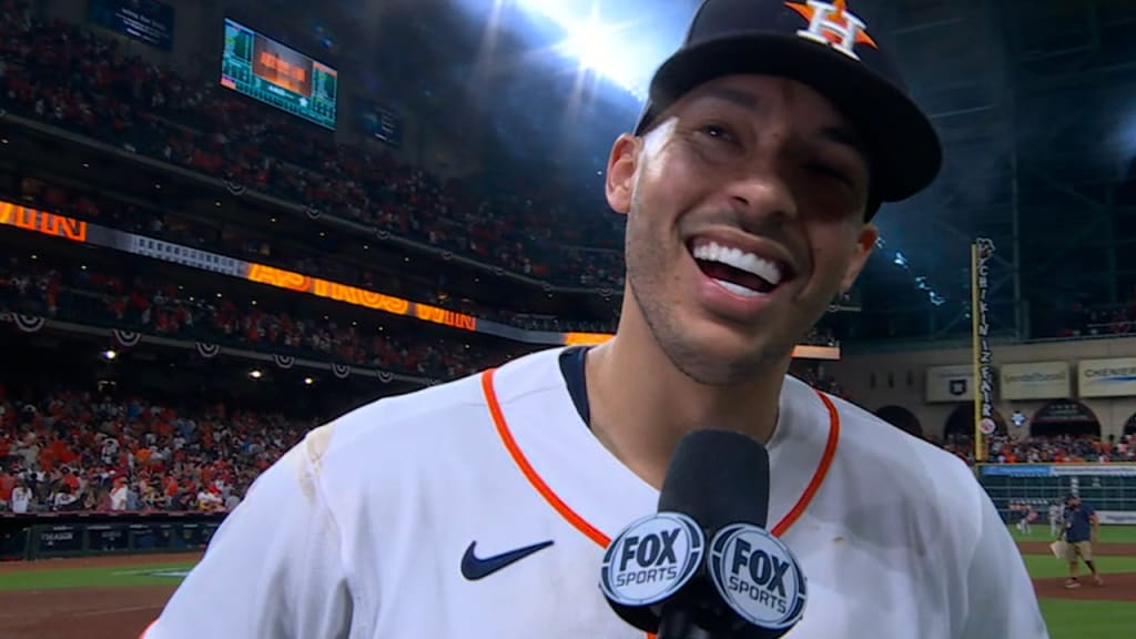Chicago Cubs Named Favorite For Carlos Correa: Fans React - The