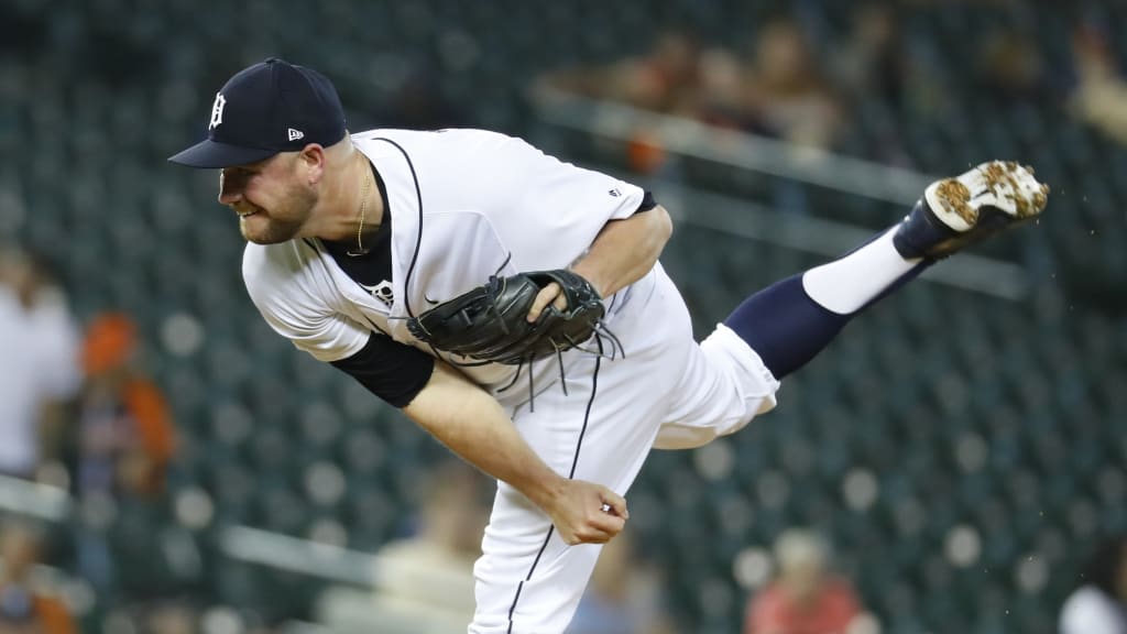 Alex Wilson returns to Tigers on Minor League deal