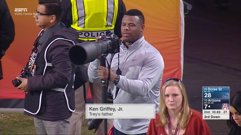 Ken Griffey Jr. Photographs Son At Fiesta Bowl With Enormous Camera (Photo)  