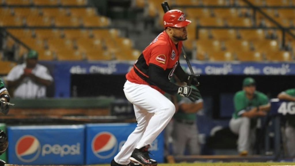 .: Marte brilla y Leones del Escogido alcanzan a Tigres en la cima