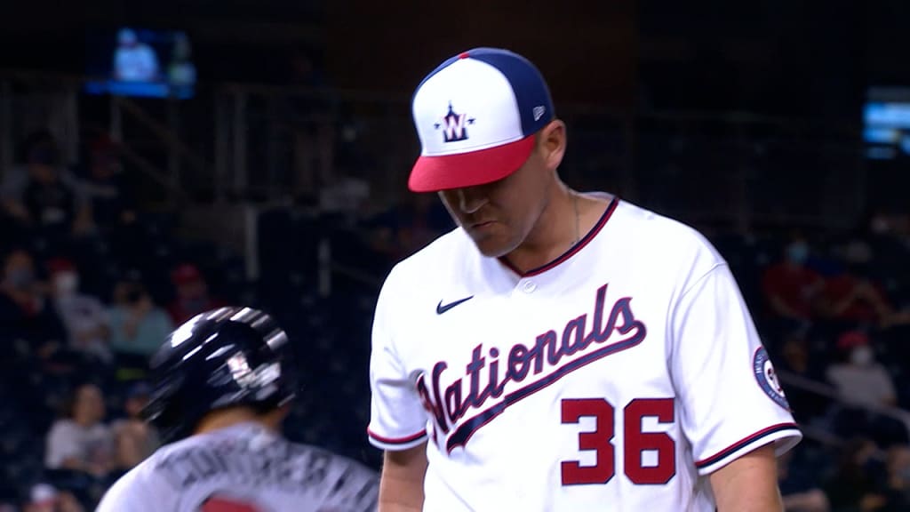 The Nationals Get New Uniforms