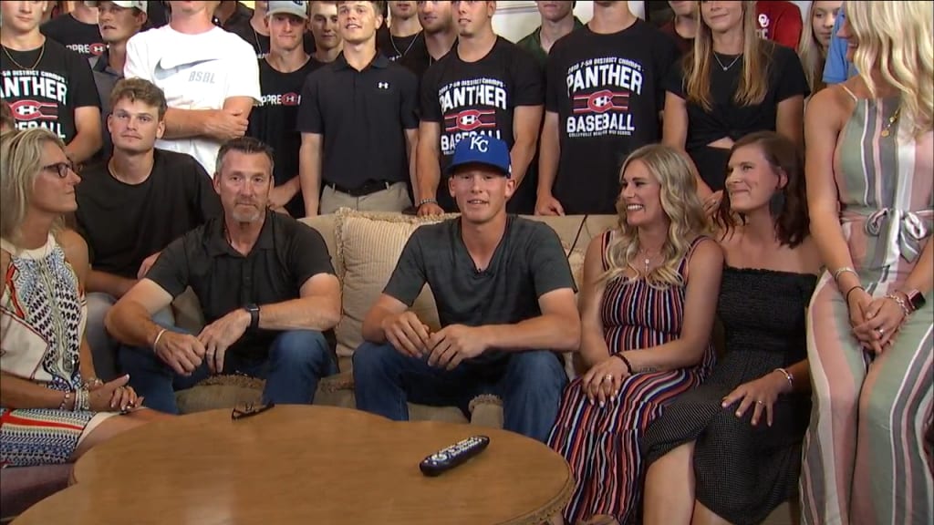 Colleyville baseball star Bobby Witt Jr. drafted #2 in MLB Draft by Kansas  City Royals