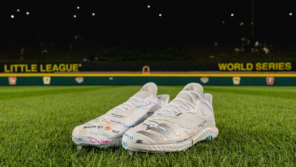 Aaron Judge cleats signed by Little Leaguers