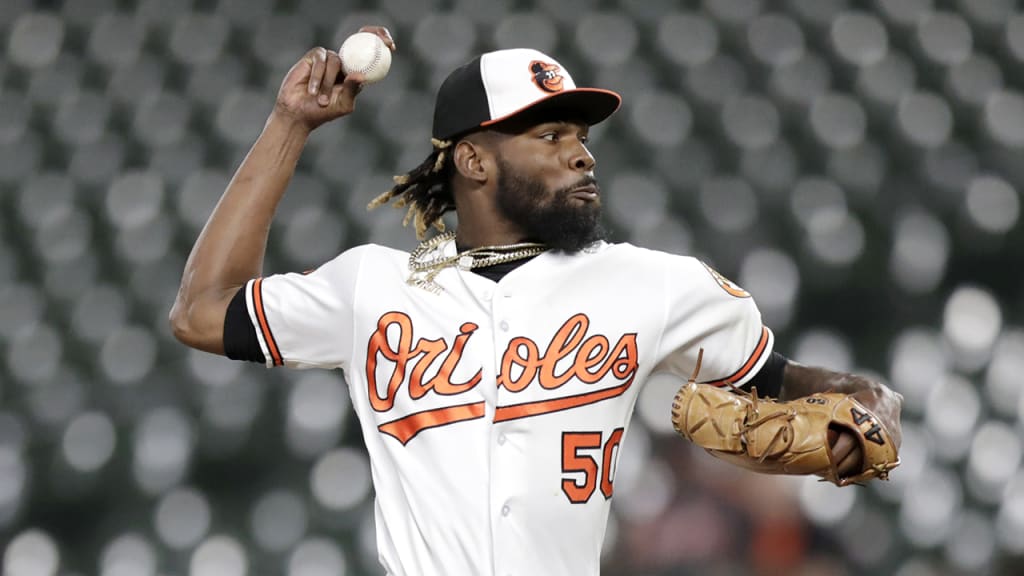 Story behind Blue Jays' Miguel Castro signing
