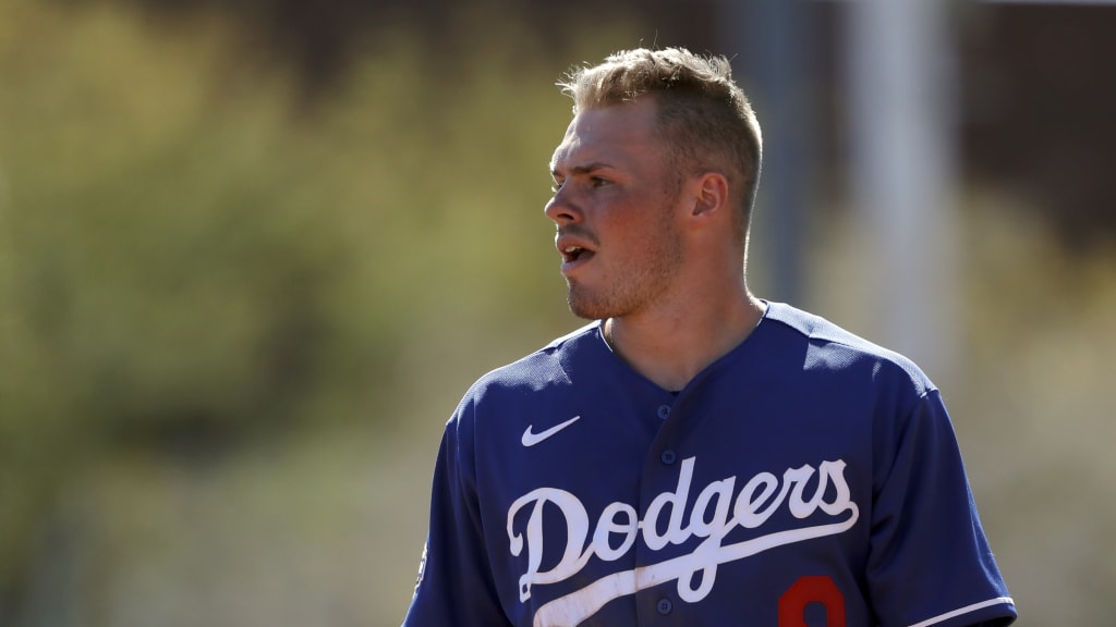 Gavin Lux reports to Dodgers Summer Camp