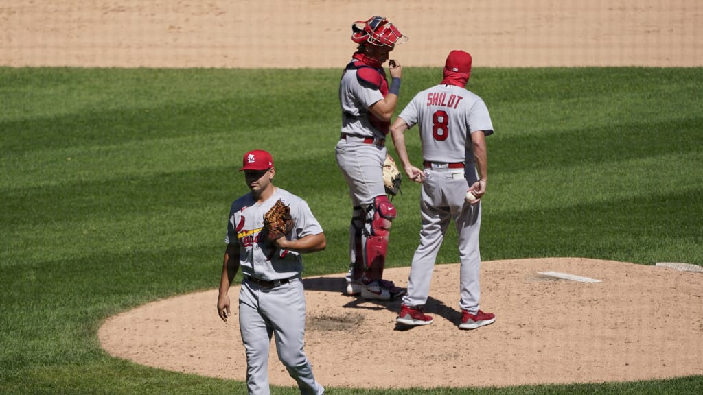 Cardinals sweep Reds, Royals win fourth straight behind strong pitching