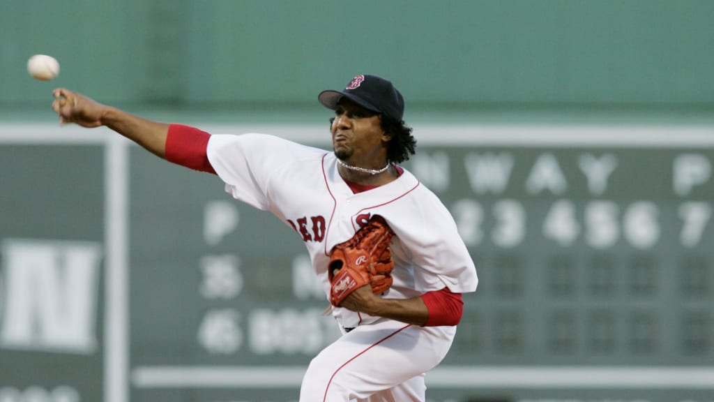 Red Sox RHP Phillips Valdez modeled dominant changeup after Pedro Martinez