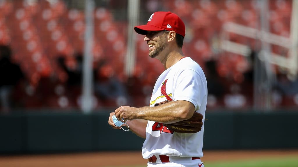 Adam Wainwright feels the love in Cardinals spring training opener