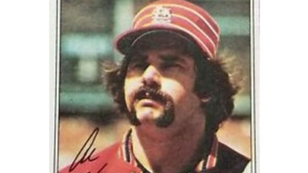 Al Hrabosky The Mad Hungarian  Mustache men, Beard no mustache, Braves