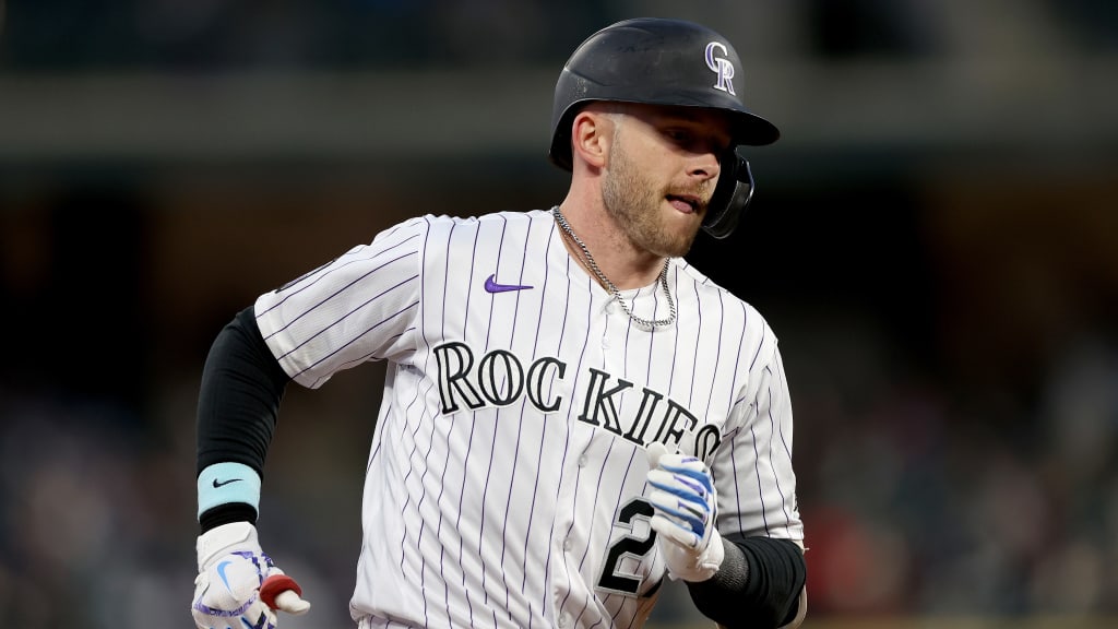 Trevor Story to injured list with right elbow inflammation