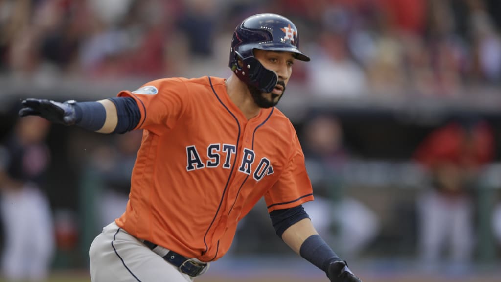 Astros set World Series roster