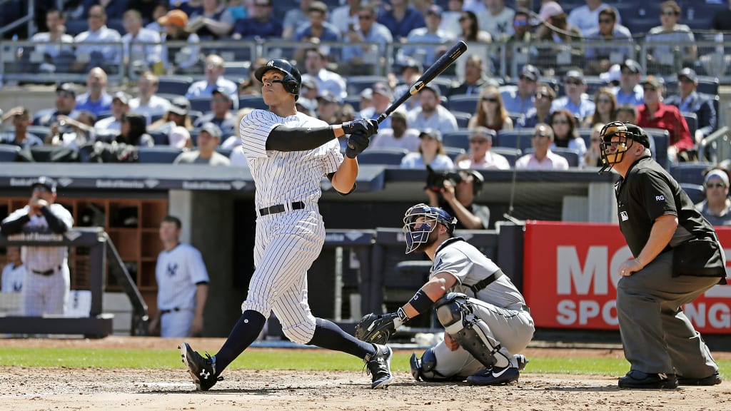 New York Yankees Gear : Majestic Aaron Judge Home Jersey