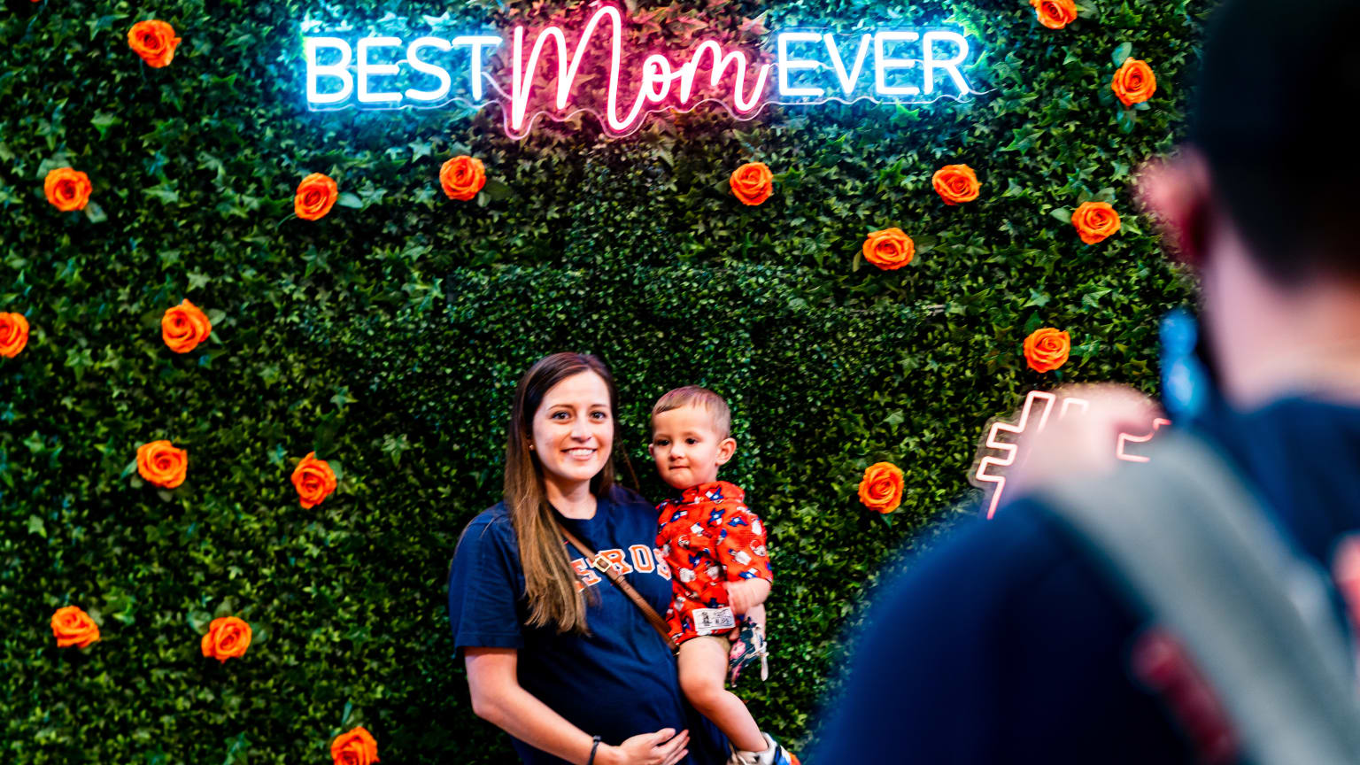 Houston Astros on X: This year's @KendraScott Mother's Day add-on