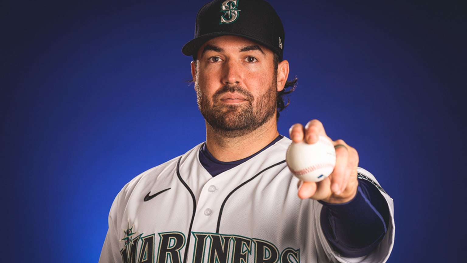 Robbie Ray in a Mariners uniform