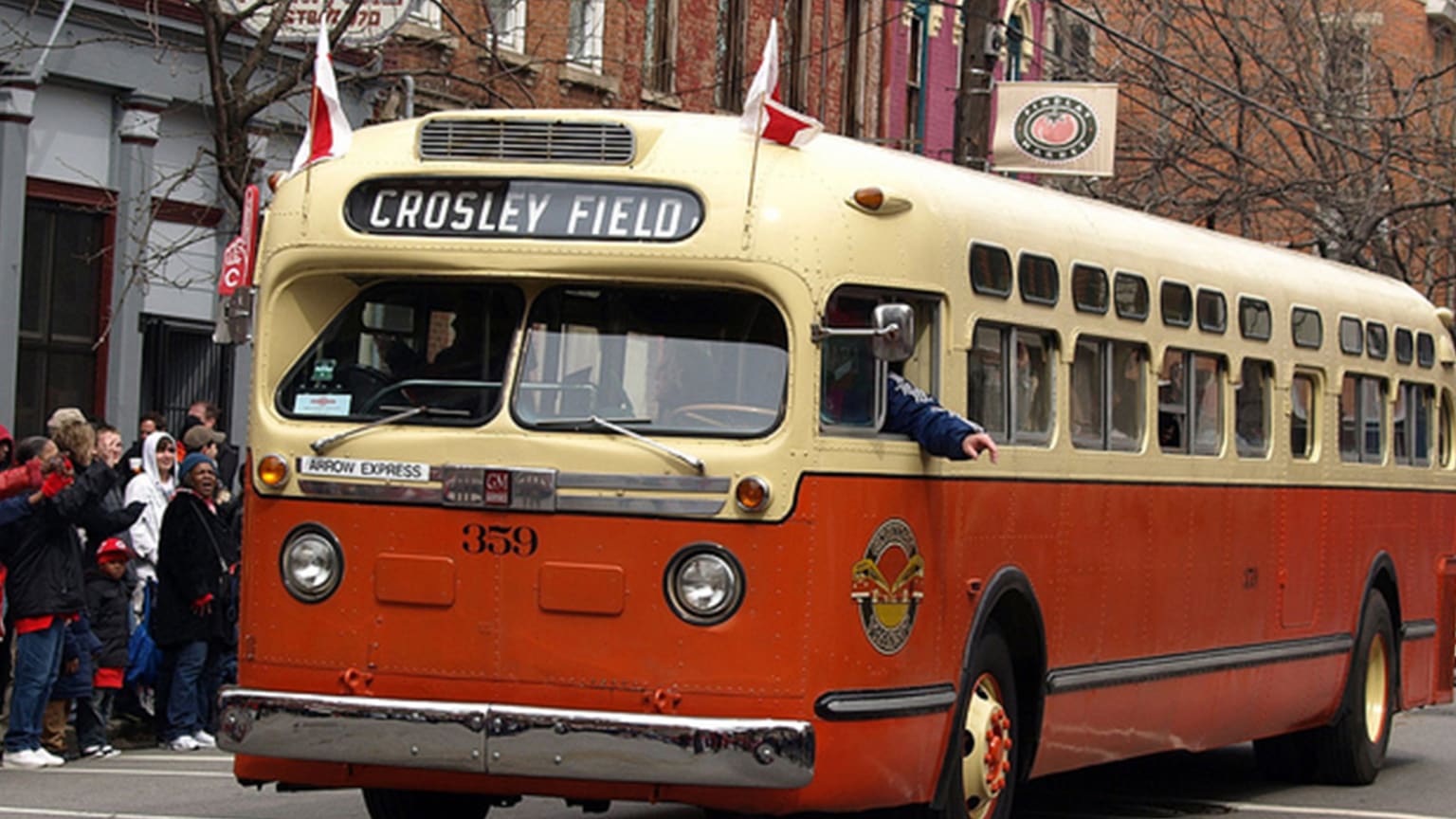 How to get to Great American Ball Park in Cincinnati by Bus or Light Rail?