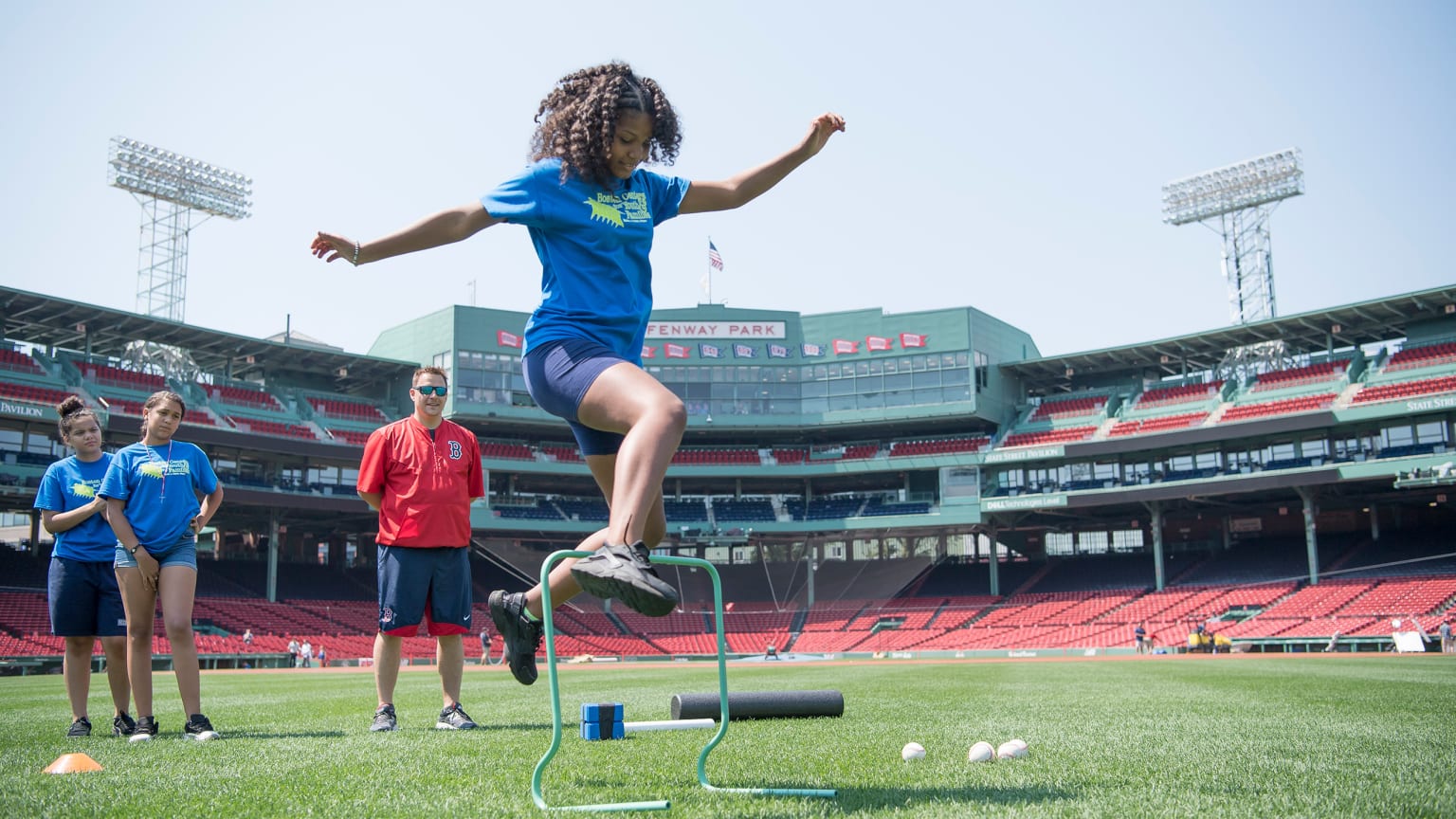 Red Sox on X: Today, the @RedSoxFund, in partnership with the @massmutual  Foundation and Fenway Park Tours, debuted the Fenway Park Learning Lab, an  immersive, educational tour for sixth grade Boston Public