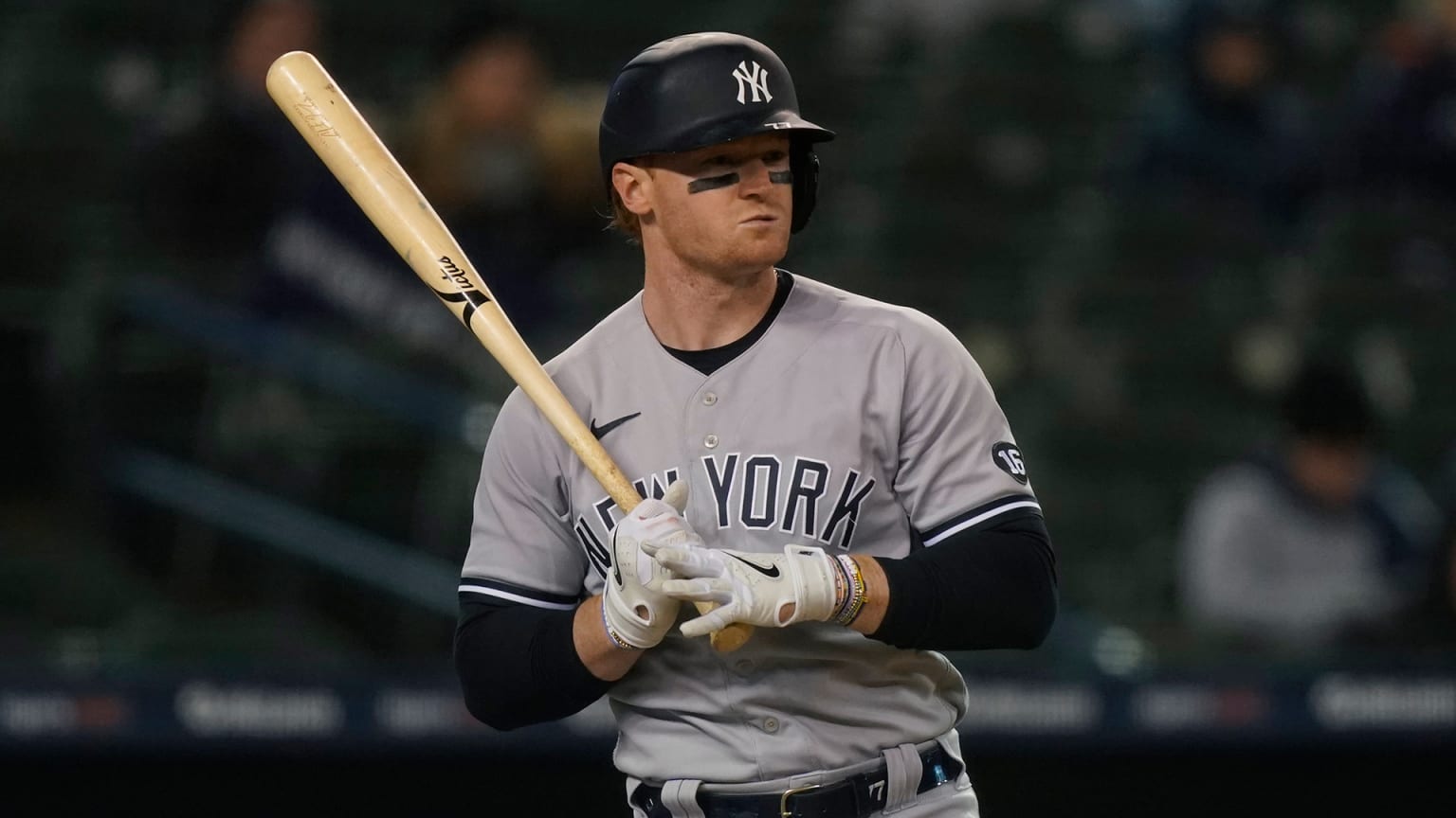 Yankees DFA Clint Frazier