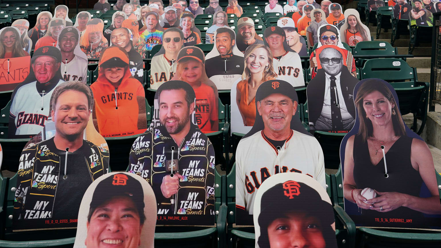 1,148 Celebrities At The San Francisco Giants Game Stock Photos