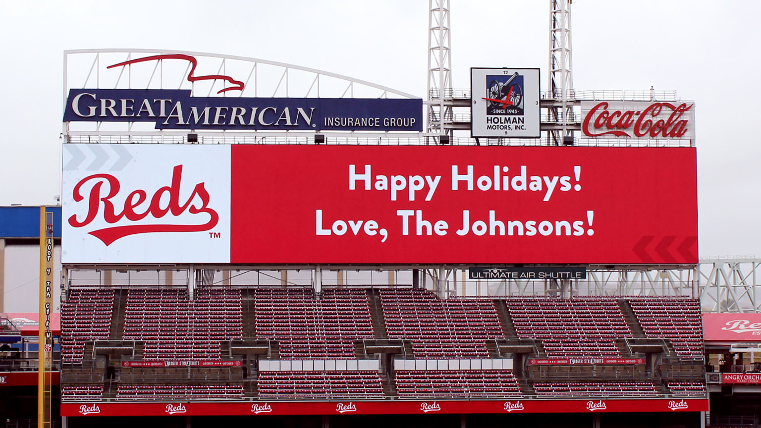 custom-scoreboard-messages-cincinnati-reds