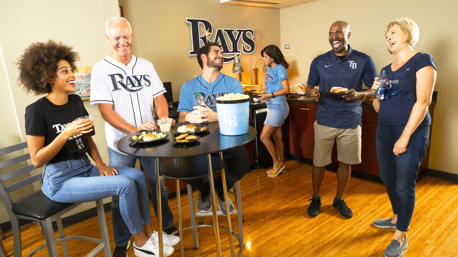 Amscan Sports & Tailgating MLB Party Tampa Bay Rays Luncheon