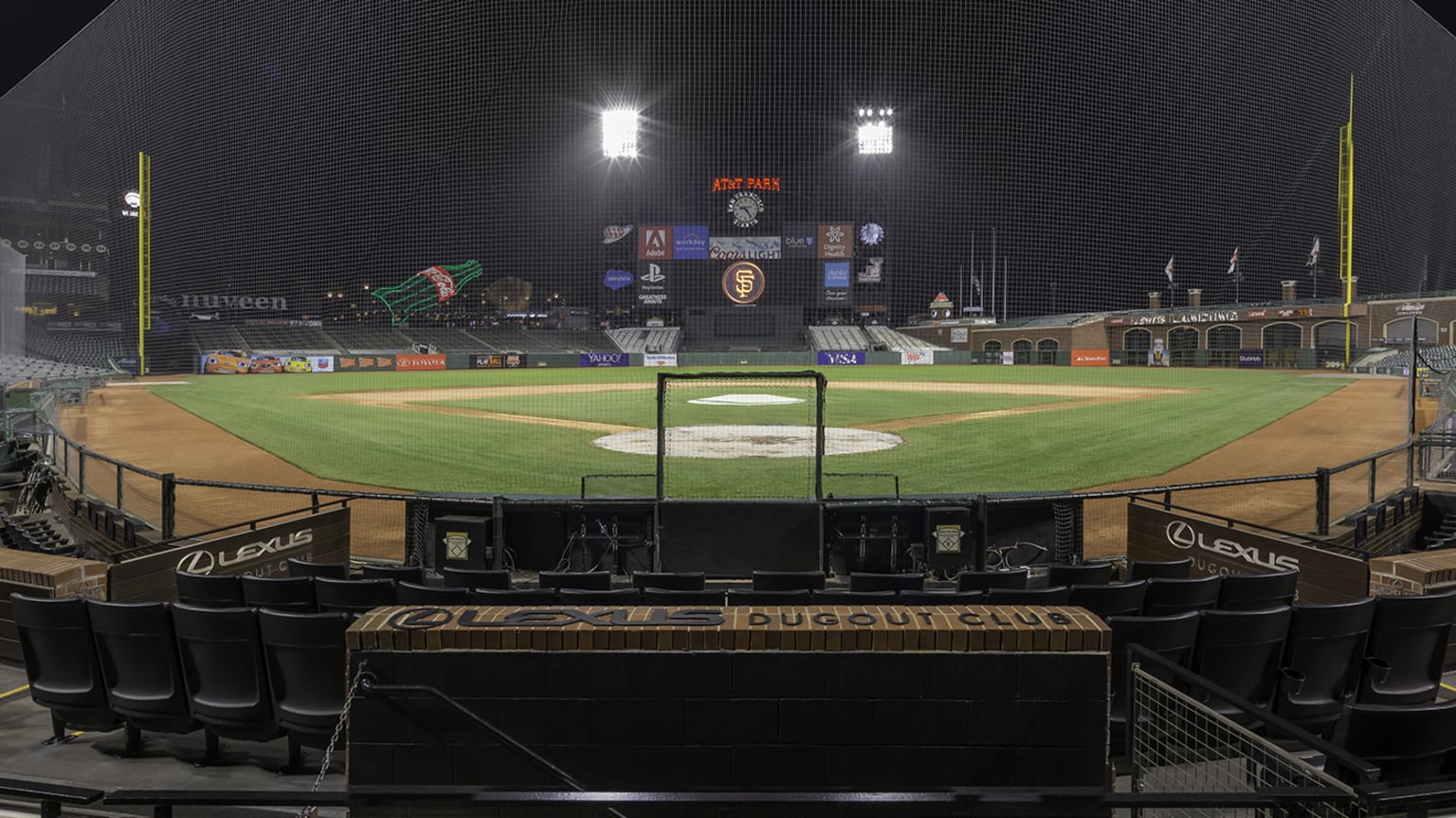 Judging Stores: SF Giants Dugout – Beyond the Creek