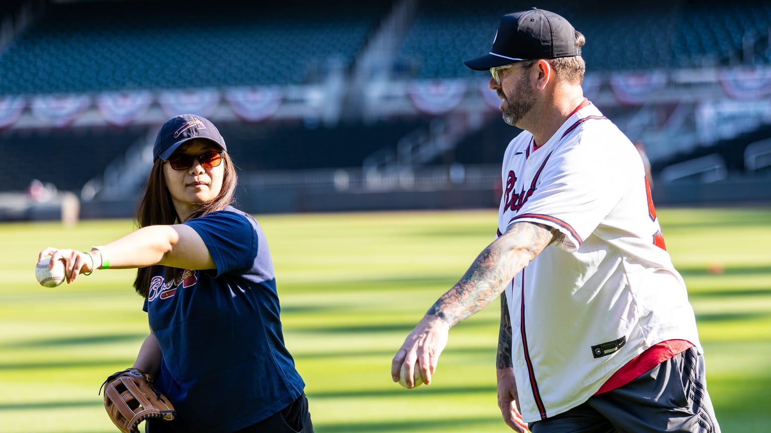 Women's Baseball Clinic Atlanta Braves