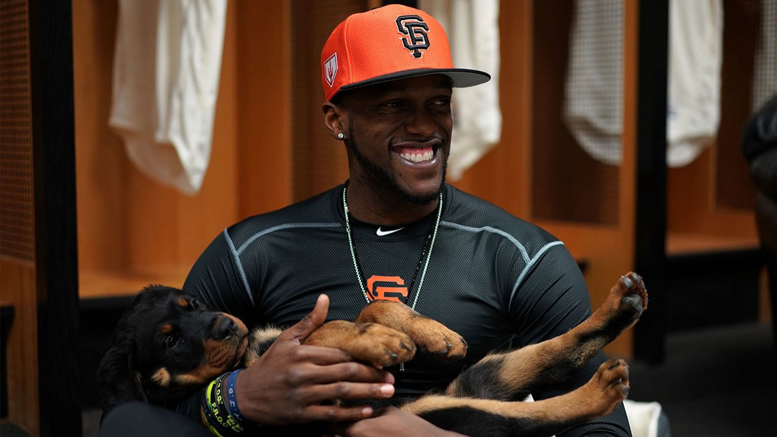 Cameron Maybin brings revamped swing to Giants