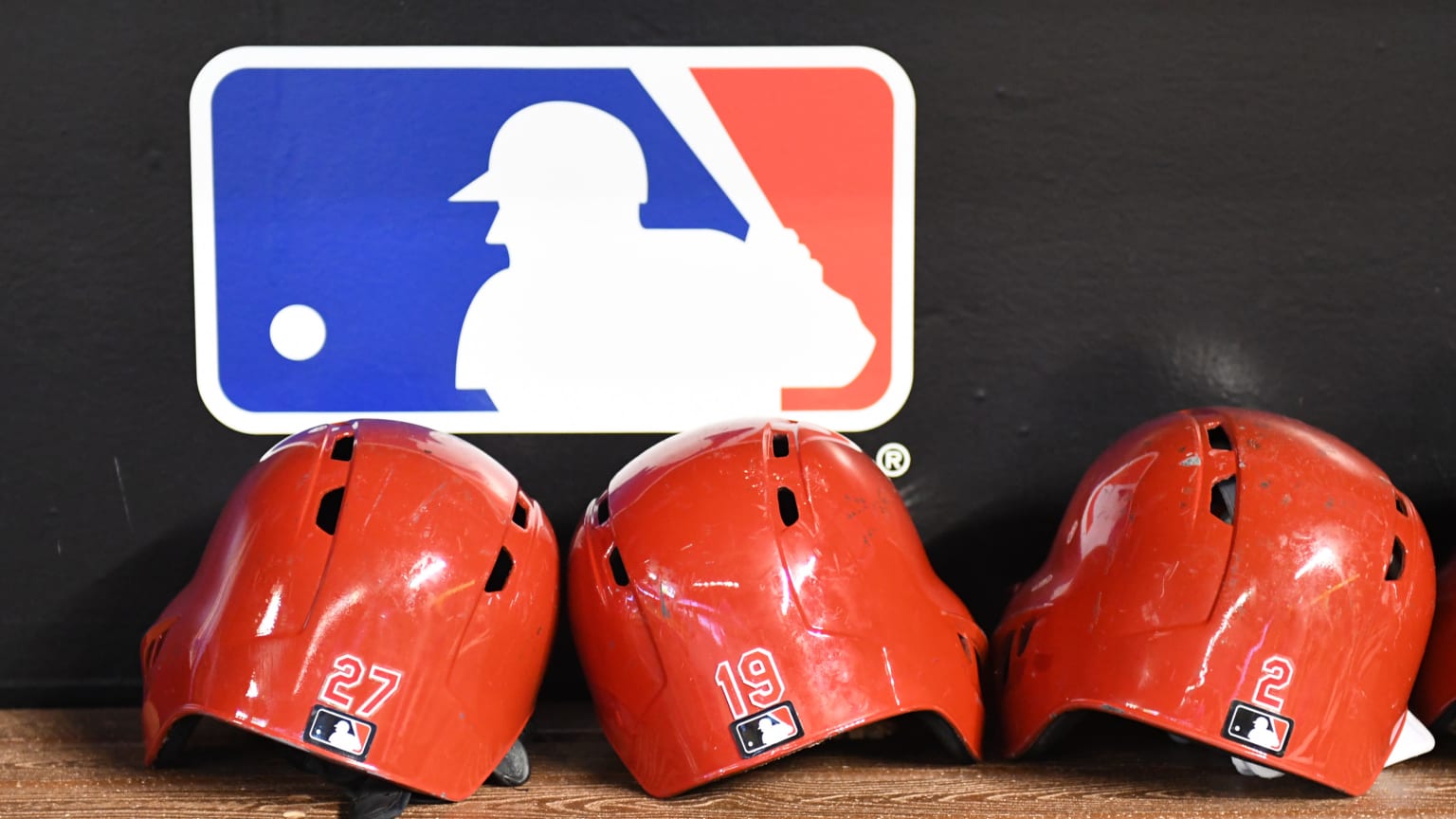 MLB Official Baseball Rules, Annotated: Equipment and Uniforms