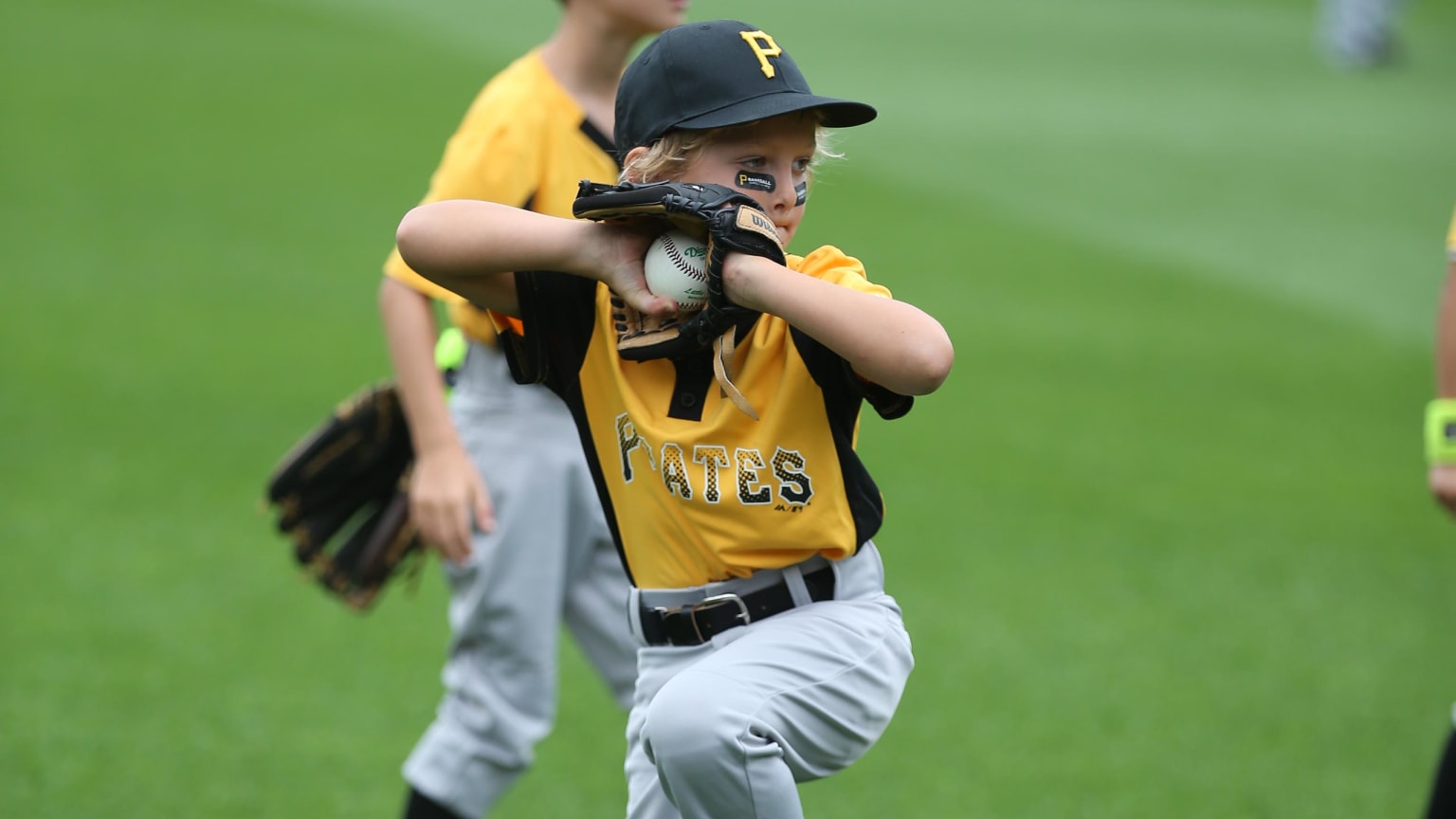 Pirates Baseball Summer Camps | Pittsburgh Pirates