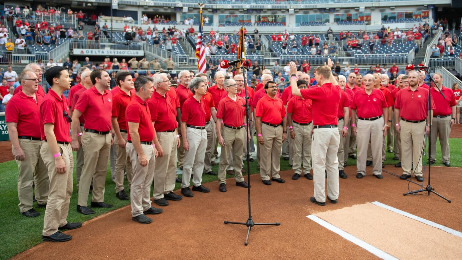 At Nationals Park, first game in Capital Crossover series is a