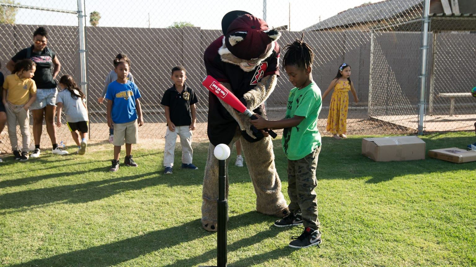 Arizona Diamondbacks: Revitalised D-Backs still have questions at shortstop  – Bat Flips and Nerds