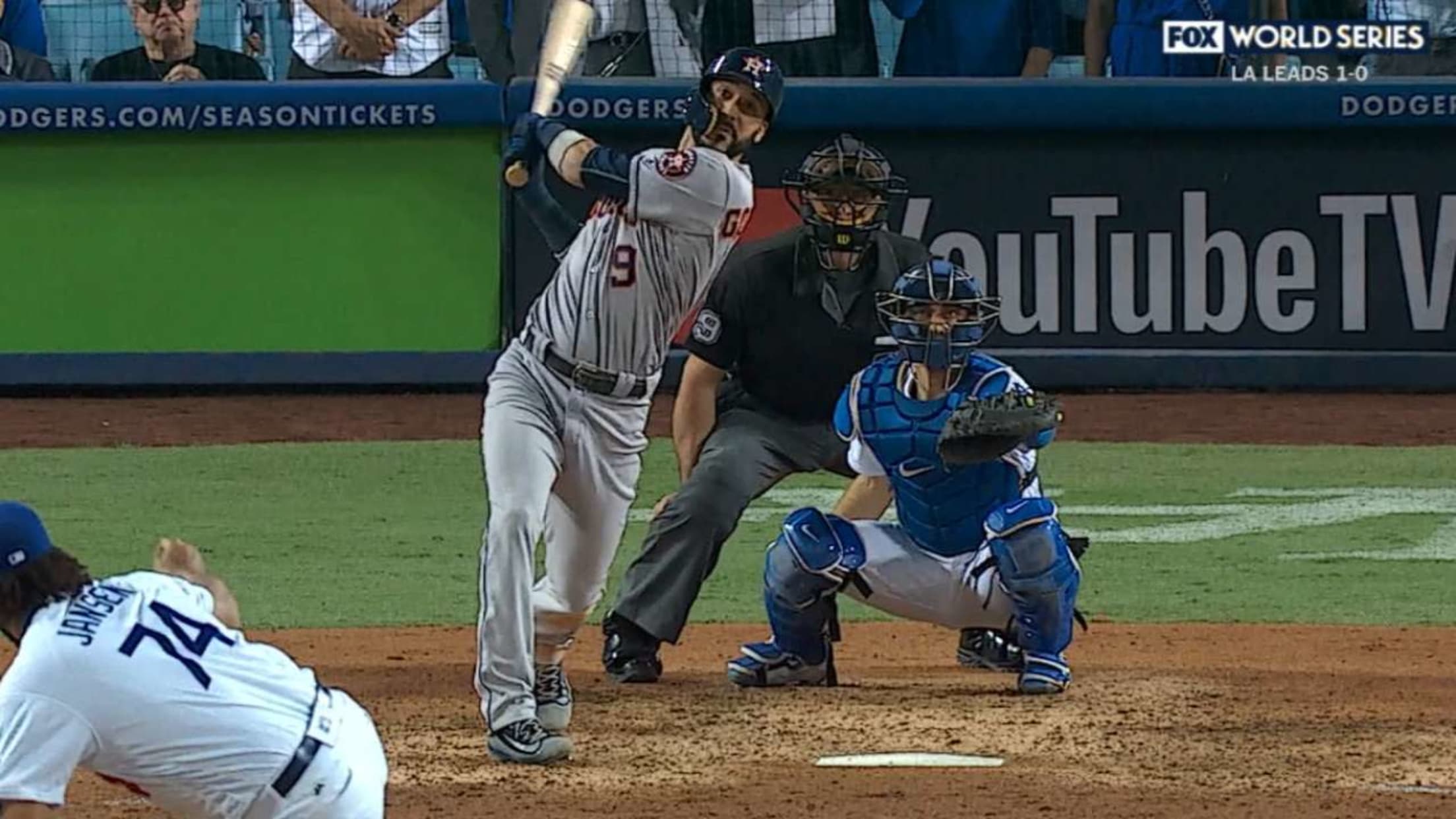 Gonzalez's homer ties game