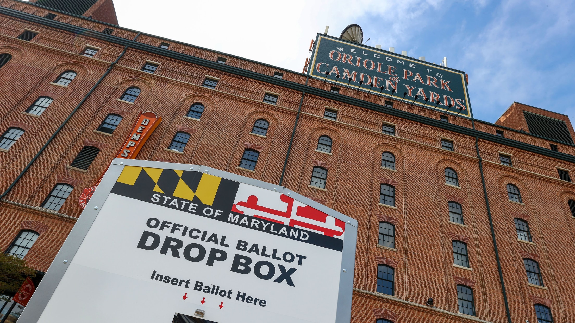 How a joke turned a bird bath idea into an Orioles experience at Camden  Yards - The Baltimore Banner