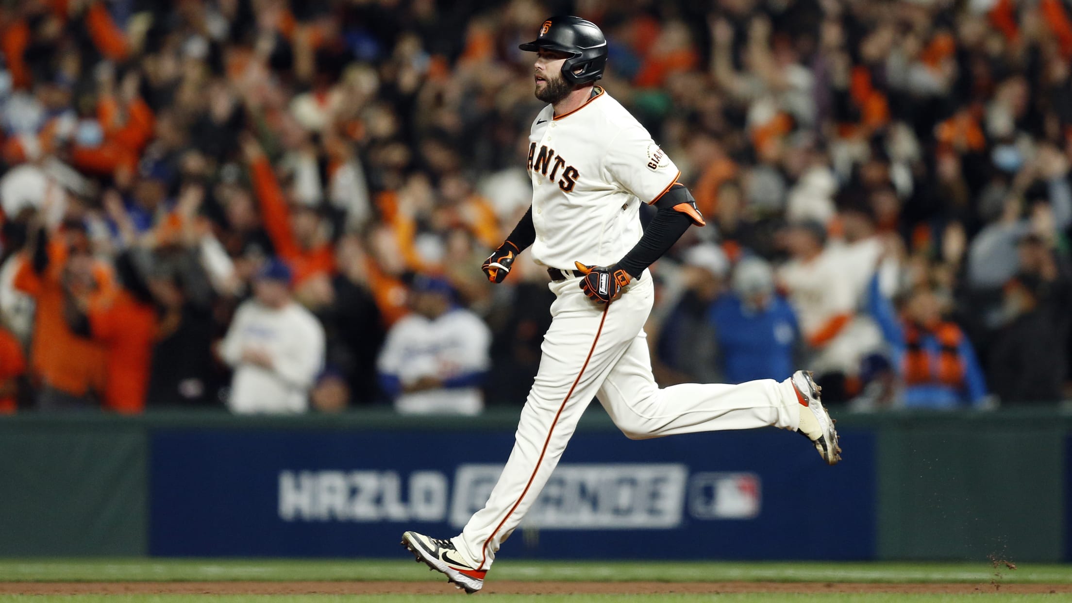 02_20211014LC_2563268