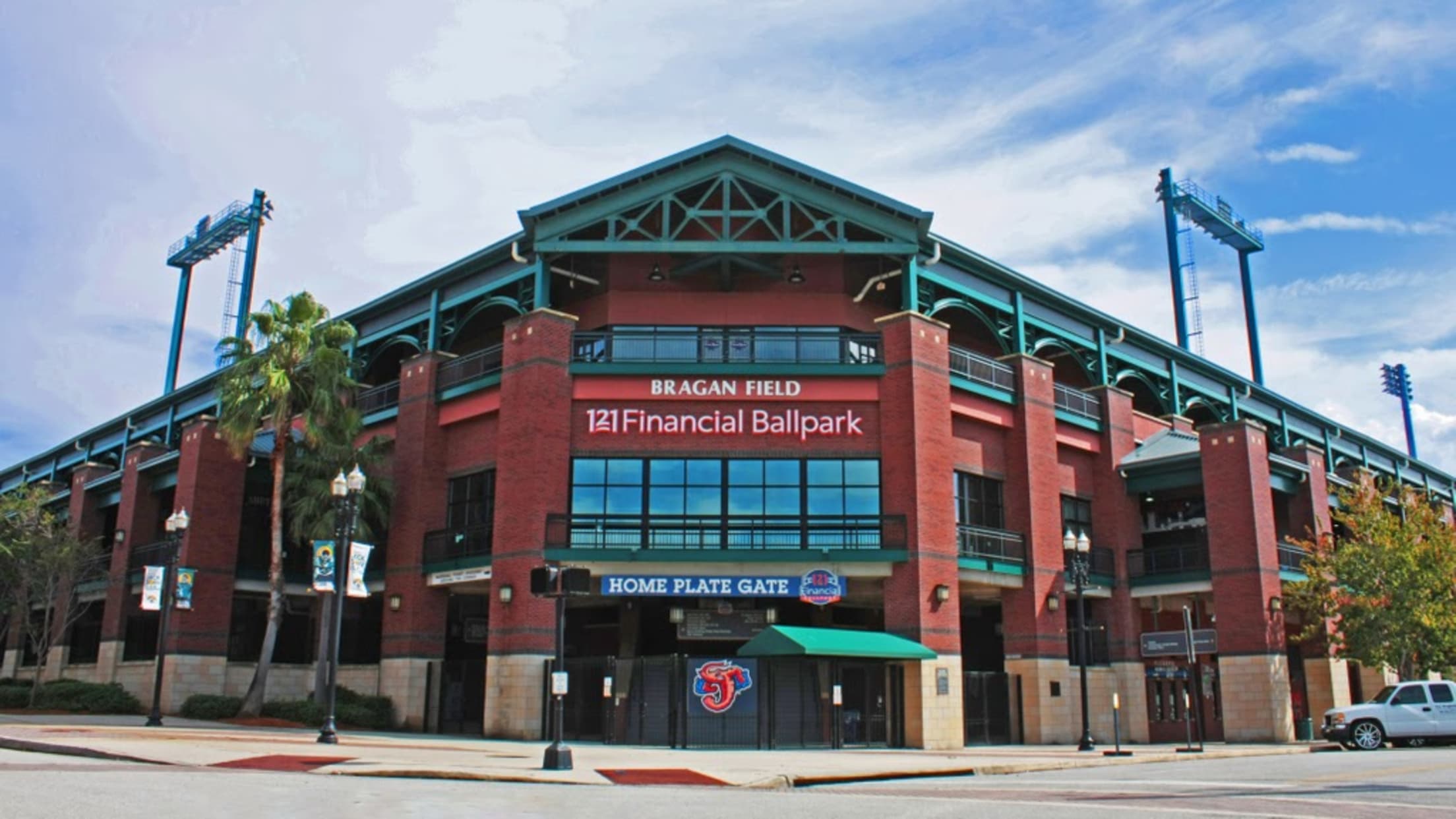 Fan's Guide to Jacksonville Jumbo Shrimp Baseball: Food, Parking and More