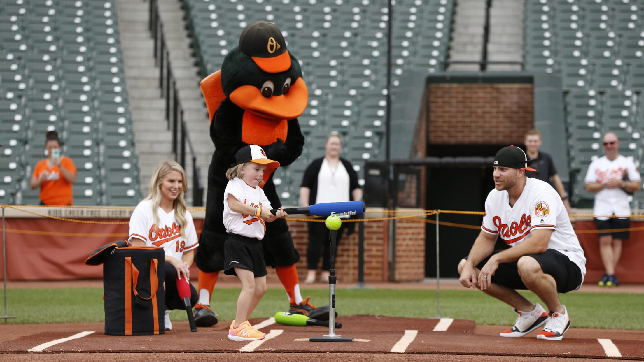 Orioles' Chris Davis, wife Jill make record donation to Md. hospital