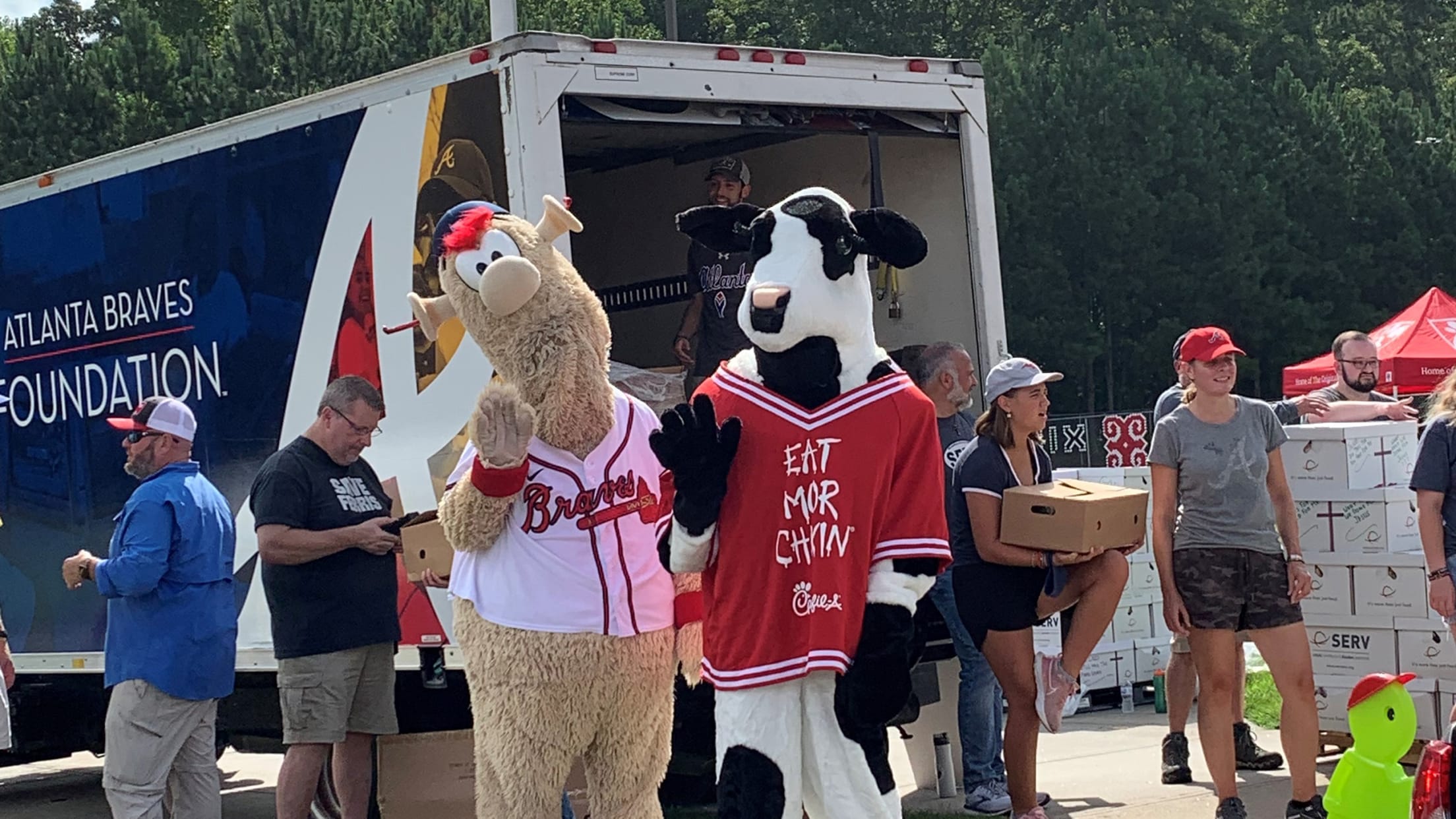 Atlanta Braves project will prepare 400 meals for Nashville families